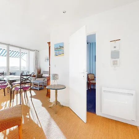 Amazing In With Kitchen Appartement *