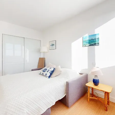 2 Bedroom Stunning In * ロワイヤン