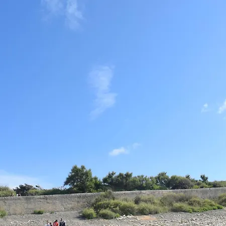 Apartament 2 Bedroom Awesome In