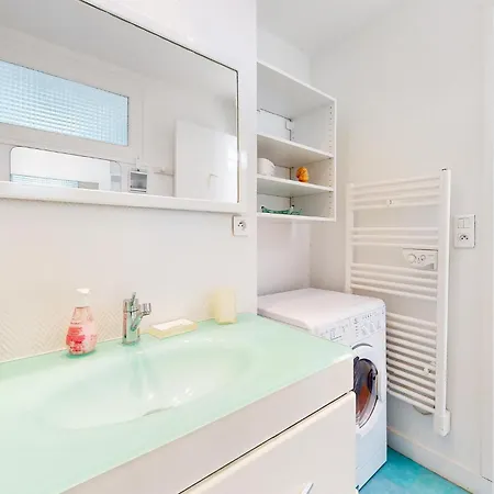 דירה 2 Bedroom Stunning In *