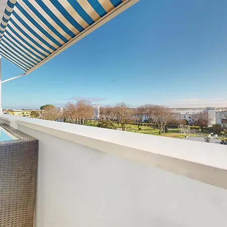 Appartement 2 Bedroom Stunning In Royan
