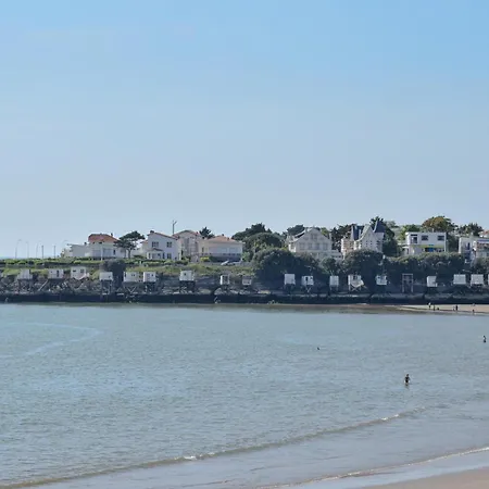 2 Bedroom Nice Apartment In Royan Apartment Royan
